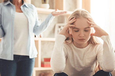 孩子動手打父母該怎么辦