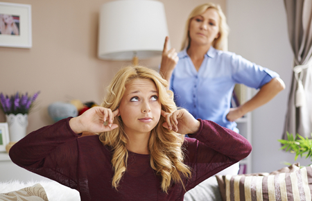 16歲的孩子不聽話怎么教育