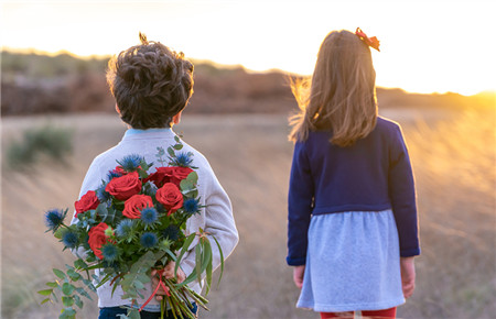 高一孩子沉迷戀愛怎么辦