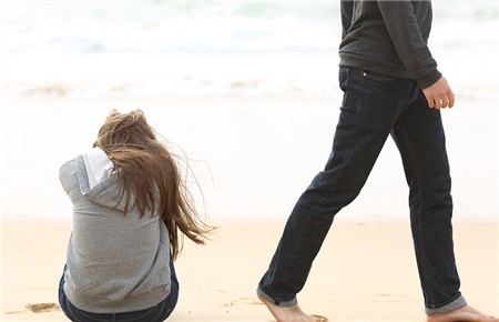 13歲女孩早戀怎么辦 13歲女孩早戀怎么辦