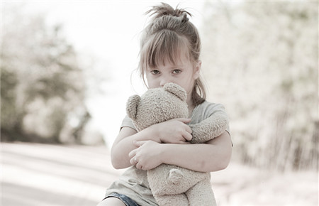 動(dòng)不動(dòng)就離家出走的孩子怎么辦 動(dòng)不動(dòng)就離家出走的孩子怎么辦