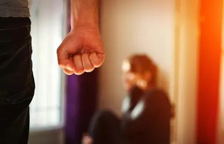 孩子老是喜歡動手打人怎么辦