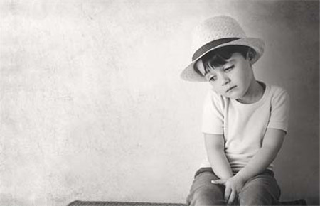 九歲孩子偷錢說謊,家長該怎么教育? 九歲孩子偷錢說謊,家長該怎么教育?