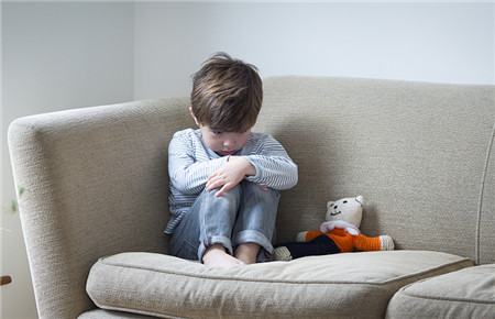 16歲自卑怎么辦