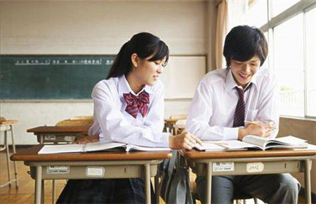 早戀同居父母怎么處理孩子 早戀同居父母怎么處理孩子