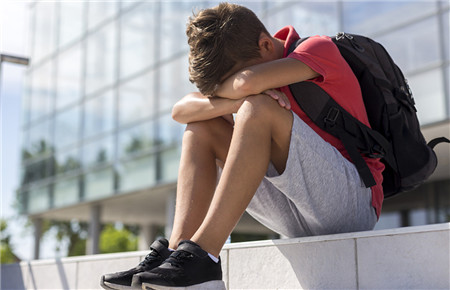 高中孩子逃課家長該怎么辦 高中孩子逃課家長該怎么辦