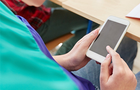 為什么青少年會沉迷于網(wǎng)絡游戲 為什么青少年會沉迷于網(wǎng)絡游戲