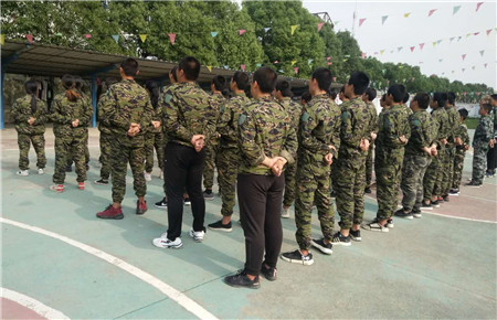 把孩子送到封閉學校好嗎 把孩子送到封閉學校好嗎