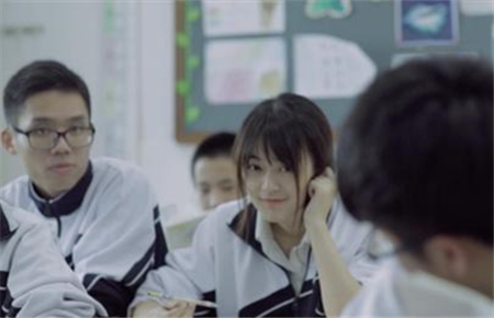 05后初中生早戀