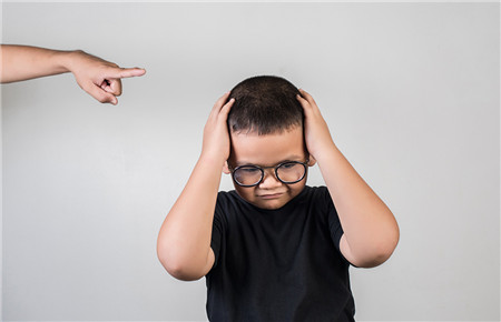 15歲孩子厭學逃課怎么辦