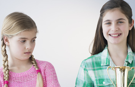 孩子在學校經常攀比怎么辦