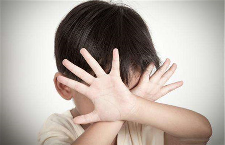 膽小的孩子怎么培養