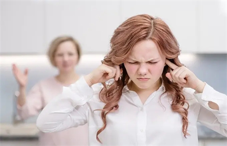 14歲孩子頂嘴怎么辦 14歲孩子頂嘴怎么辦