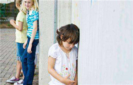 孩子忽然變得膽小 孩子忽然變得膽小