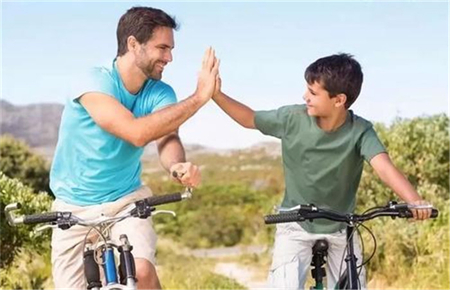 不知道感恩的孩子怎么教育 不知道感恩的孩子怎么教育