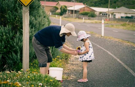 小朋友自私怎么教育 小朋友自私怎么教育