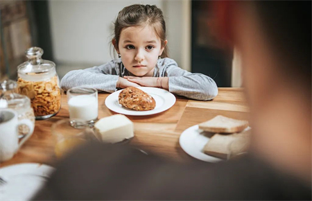 14歲女孩頂嘴怎么辦 14歲女孩頂嘴怎么辦