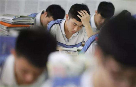 怎樣讓輟學的孩子重新上學 怎樣讓輟學的孩子重新上學