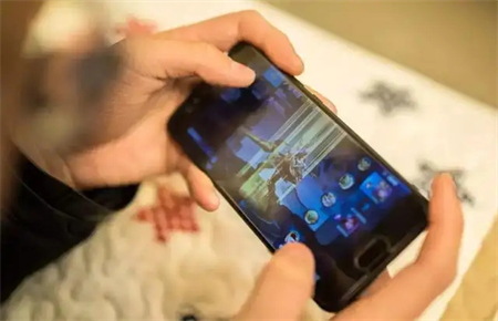 15歲男孩沉迷手機(jī)怎么辦 15歲男孩沉迷手機(jī)怎么辦