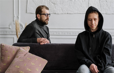 怎樣對待愛撒謊的孩子 怎樣對待愛撒謊的孩子