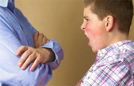 9歲小孩脾氣暴躁易怒的原因 9歲小孩脾氣暴躁易怒的原因