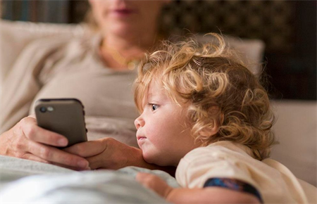 小孩子沉迷游戲怎么辦 小孩子沉迷游戲怎么辦