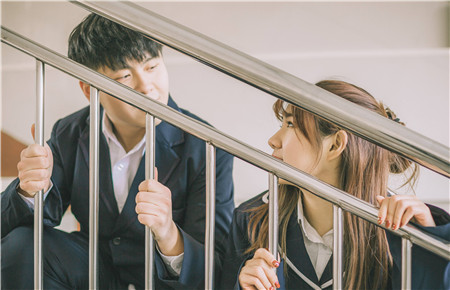 初三男孩子早戀怎么辦