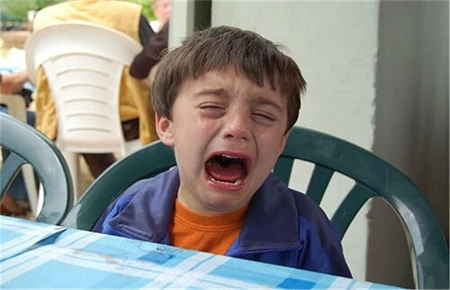 對情緒不穩(wěn)定的孩子應(yīng)該怎樣做 對情緒不穩(wěn)定的孩子應(yīng)該怎樣做