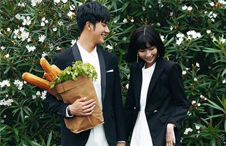 初中男孩子早戀有什么表現(xiàn) 初中男孩子早戀有什么表現(xiàn)