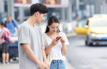 初一早戀正常嗎 初一早戀正常嗎