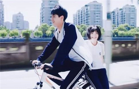 初中的孩子早戀怎么辦