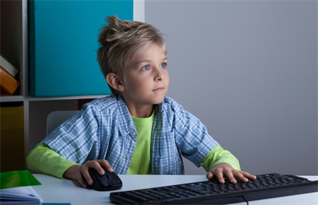 10歲小孩偷東西家長怎么管 10歲小孩偷東西家長怎么管