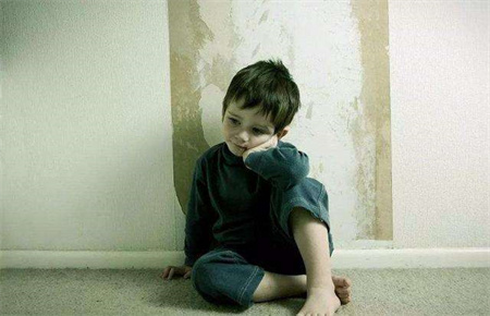 高中生性格孤僻,不合群的負面影響 高中生性格孤僻,不合群的負面影響