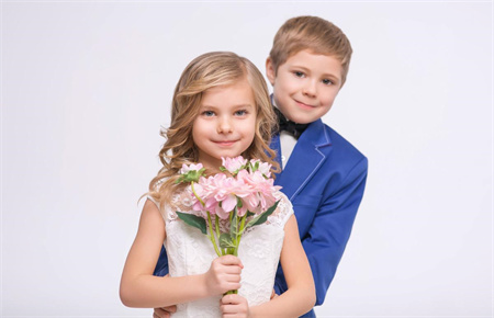 青少年早戀的常見原因 青少年早戀的常見原因