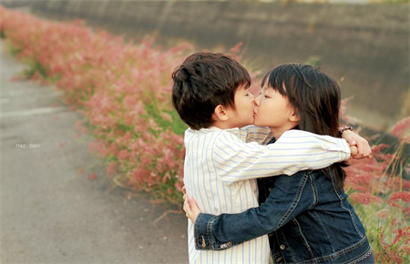 子女早戀的表現 子女早戀的表現