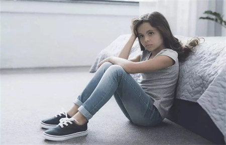 孩子自卑的成因 孩子自卑的成因