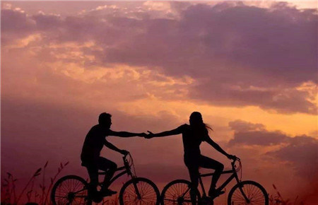 青少年早戀容易產生的危害 青少年早戀容易產生的危害