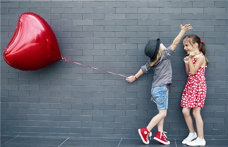 如何正確引導早戀的孩子 如何正確引導早戀的孩子