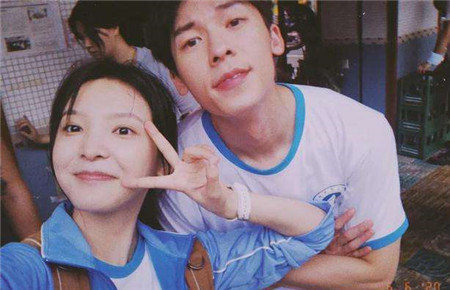 孩子早戀的跡象 孩子早戀的跡象