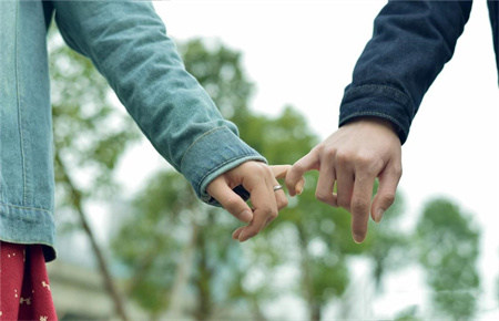 教育早戀孩子的方法有哪些