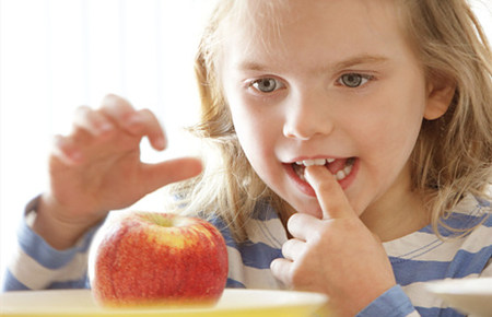 孩子喜歡偷錢怎么管理 孩子喜歡偷錢怎么管理