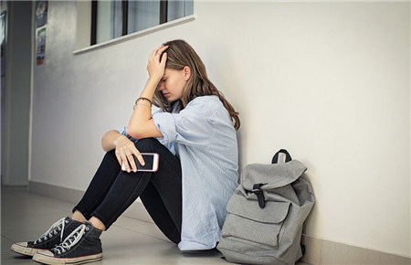 青少年離家出走怎么管理 青少年離家出走怎么管理