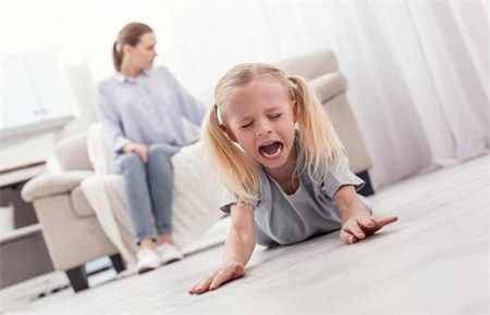 怎么教育性格內向的孩子 怎么教育性格內向的孩子