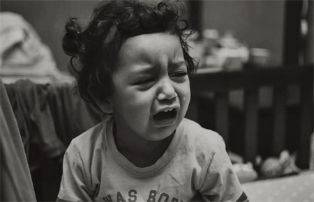 孩子缺乏自信的表現(xiàn) 孩子缺乏自信的表現(xiàn)