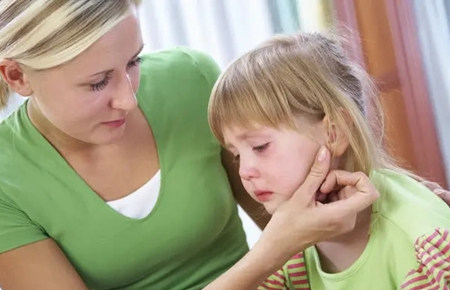 如何教育膽小的孩子