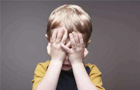 孩子自卑膽小怎么教育 孩子自卑膽小怎么教育
