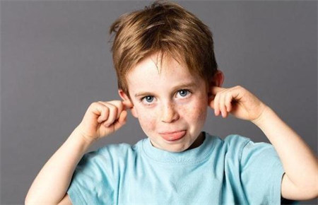 青少年暴躁易怒的原因 青少年暴躁易怒的原因