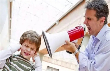 教育青少年脾氣暴躁易怒的誤區 教育青少年脾氣暴躁易怒的誤區