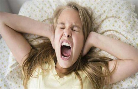 青少年總是發脾氣的表現 青少年總是發脾氣的表現