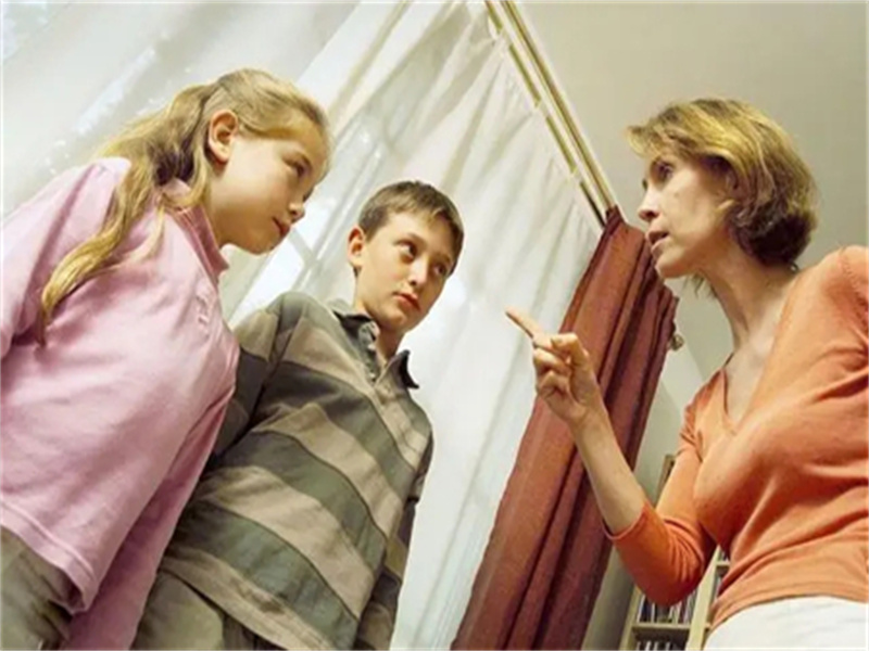 孩子脾氣暴躁矯正,脾氣暴躁教育學校 孩子脾氣暴躁矯正,脾氣暴躁教育學校